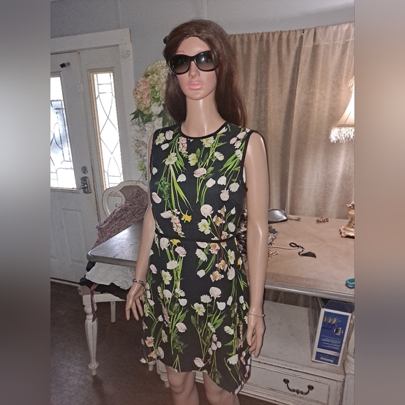 Victoria Beckman dress, size m - Picture 7 of 8